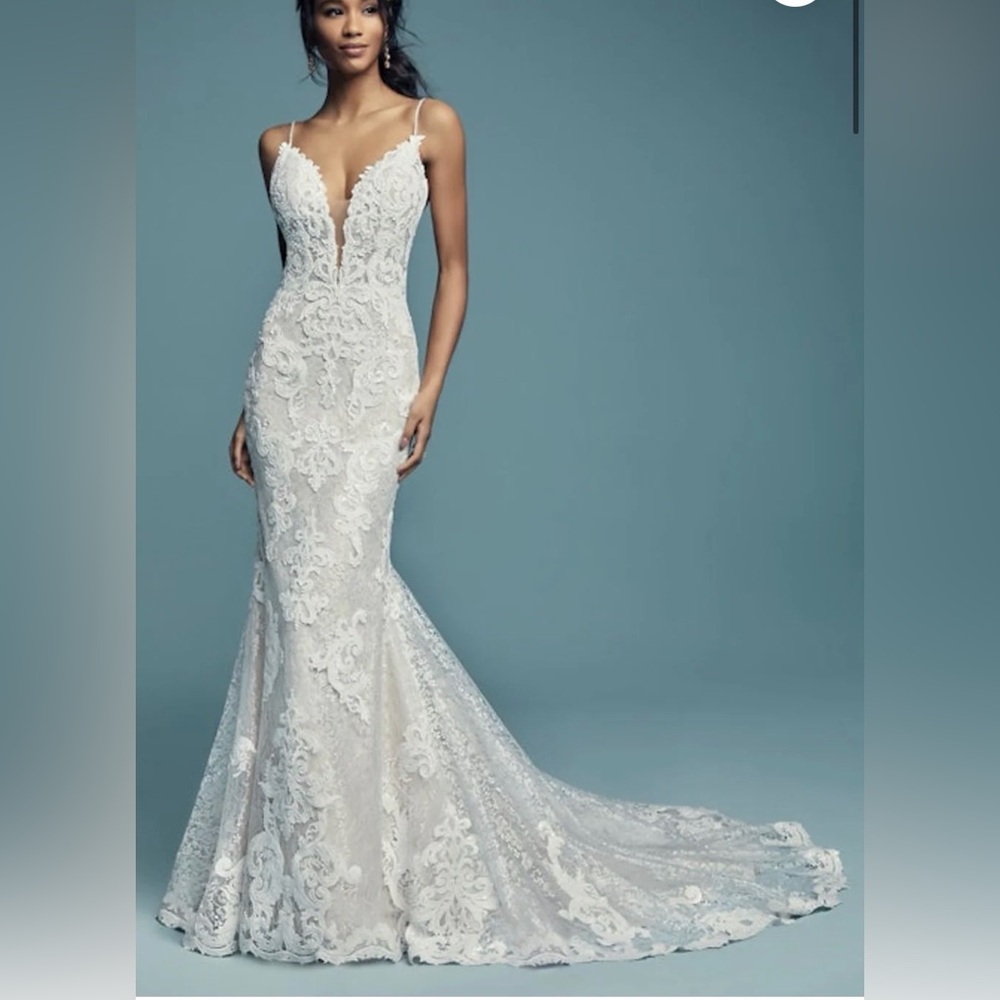 Maggie Sottero White Lace Fit-and-Flare Wedding Dress (Size 4)